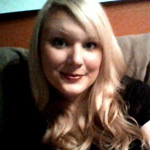 Meet your Posher, Hallie